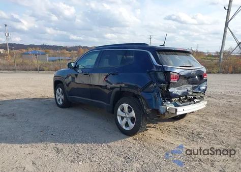 2019 Jeep Compass Latitude 4X4 z USA, uszkodzony, nr VIN 3C4NJDBB0KT818133